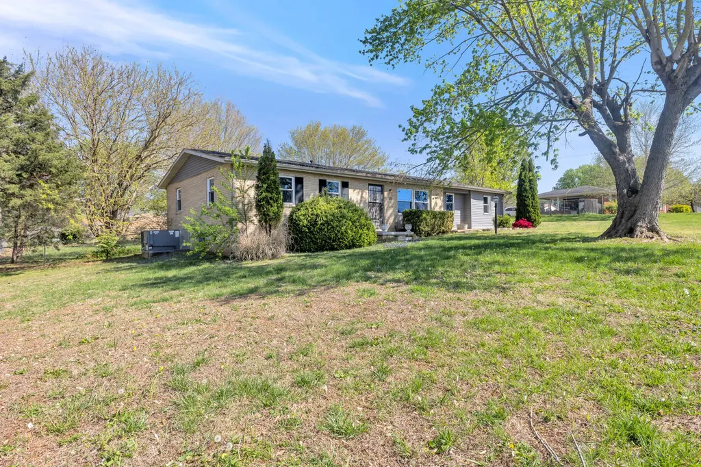 500 Blane Drive Hopkinsville KY 42240
