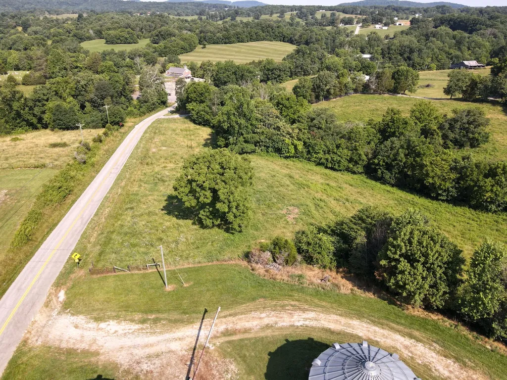 1710 State Highway 1009 Monticello KY 42633
