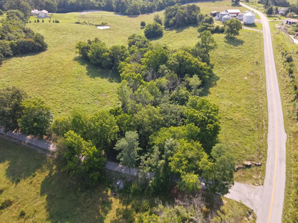 1710 State Highway 1009 Monticello KY 42633