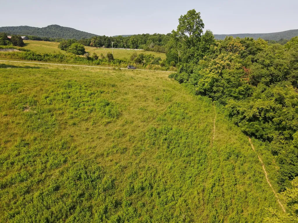 1710 State Highway 1009 Monticello KY 42633