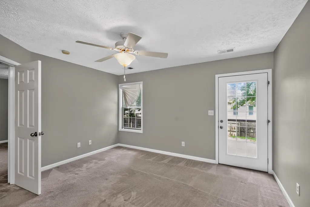 127 Starting Gate Point Georgetown KY 40324
