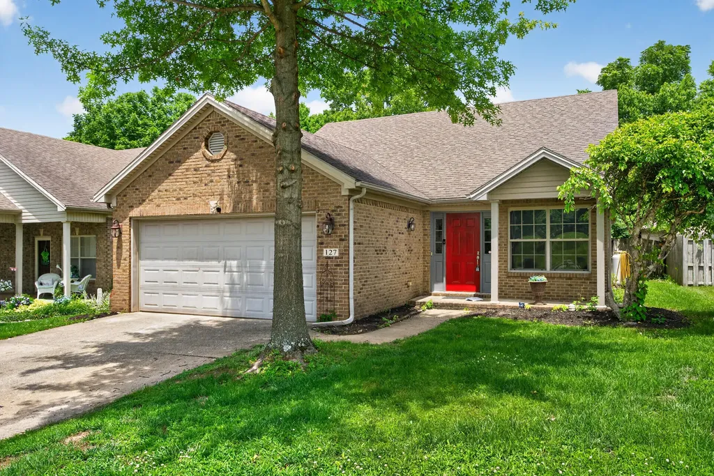 127 Starting Gate Point Georgetown KY 40324