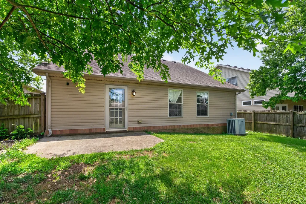 127 Starting Gate Point Georgetown KY 40324