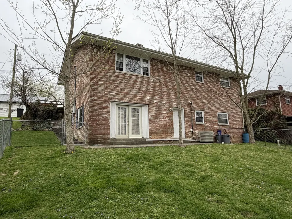 416 Williams Street Corbin KY 40701