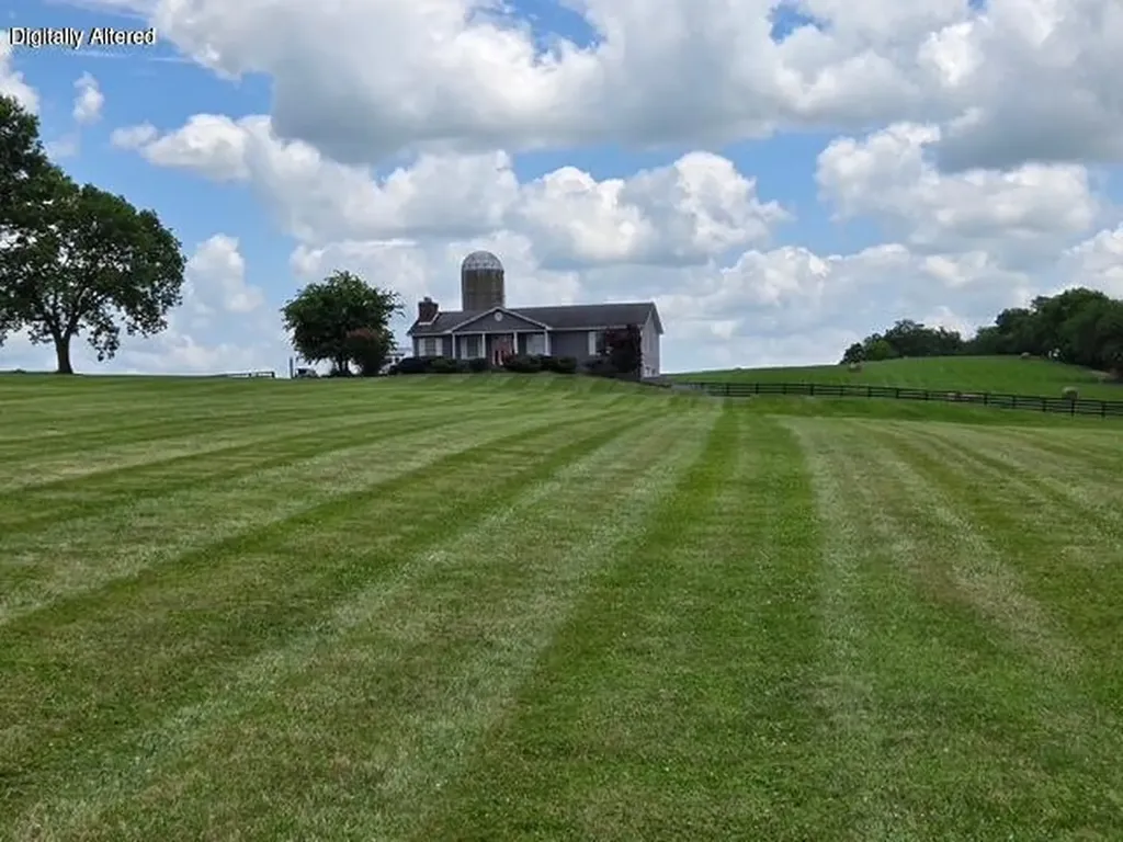 1835 Warwick Road Harrodsburg KY 40330