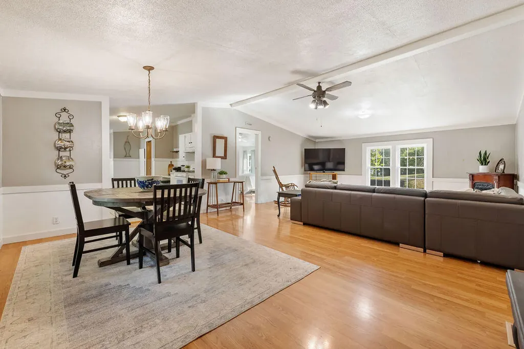 30 Panorama Drive Murray KY 42071