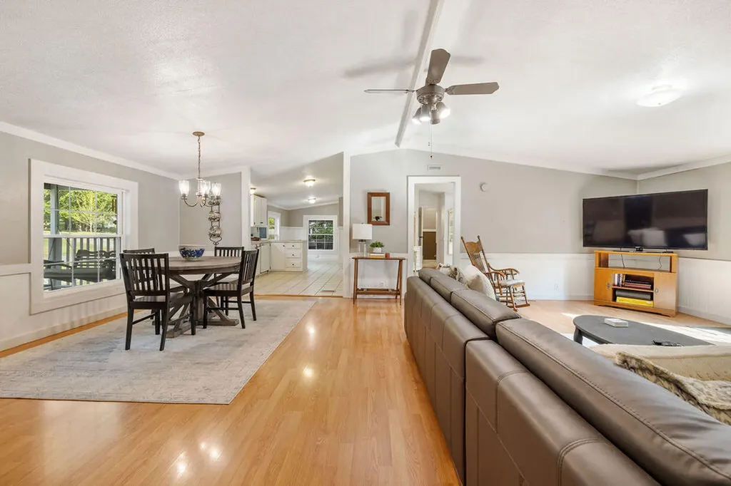 30 Panorama Drive Murray KY 42071
