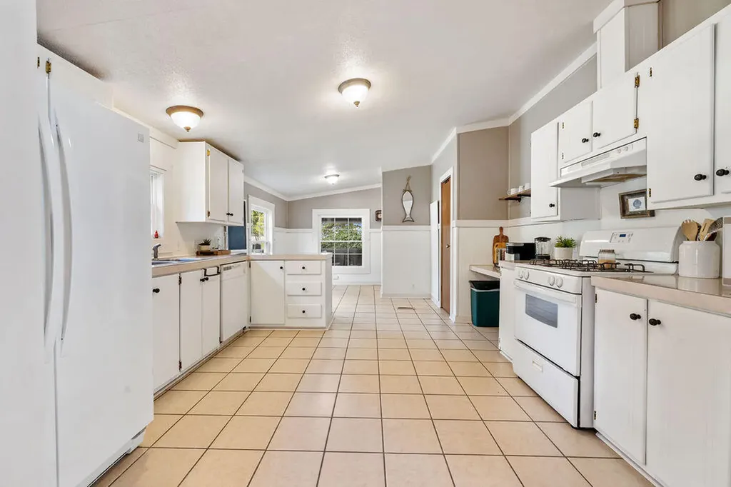 30 Panorama Drive Murray KY 42071