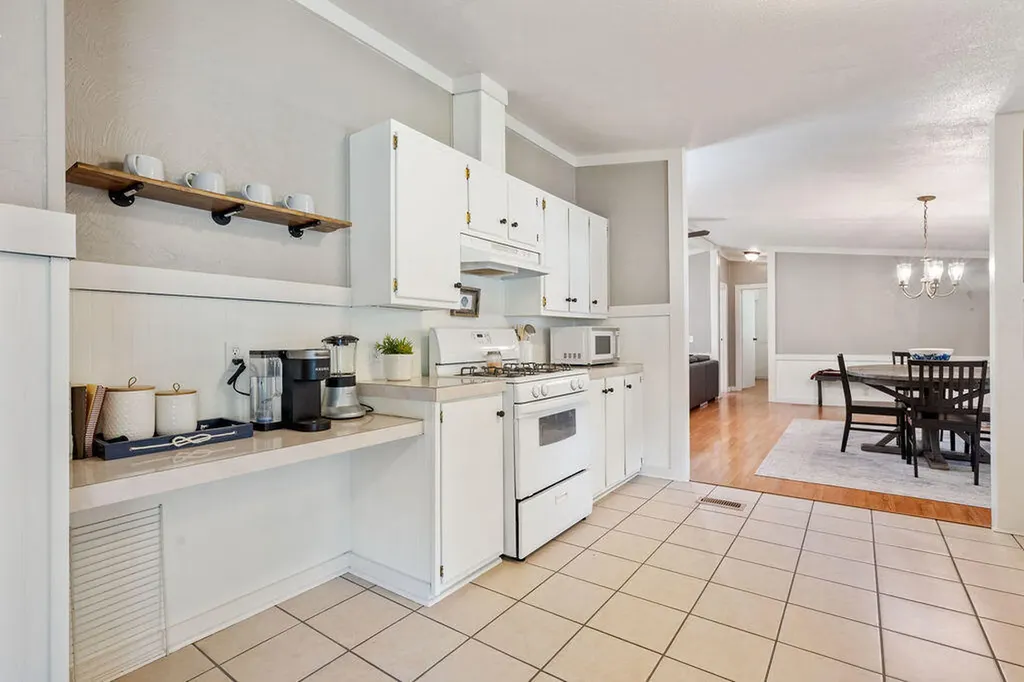 30 Panorama Drive Murray KY 42071