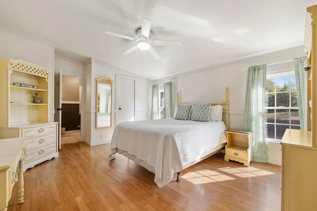 30 Panorama Drive Murray KY 42071