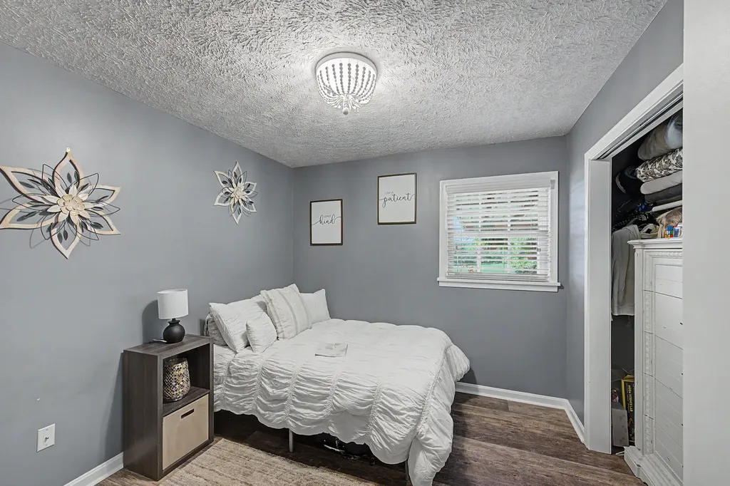 1388 Richardsville Road Bowling Green KY 42101