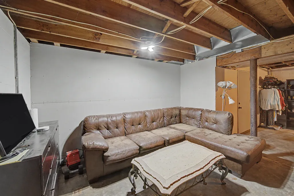 1388 Richardsville Road Bowling Green KY 42101