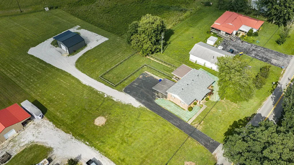 1388 Richardsville Road Bowling Green KY 42101
