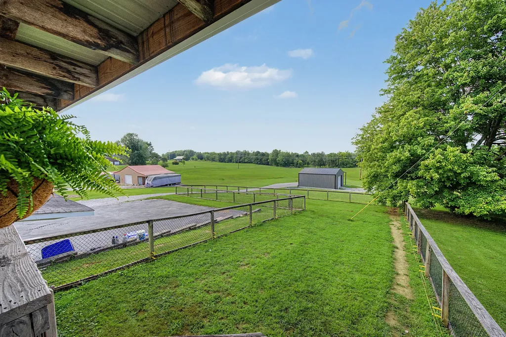 1388 Richardsville Road Bowling Green KY 42101
