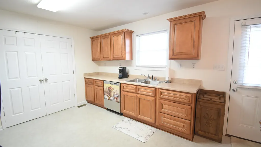 1096 Jenny Lillard Road Lawrenceburg KY 40342