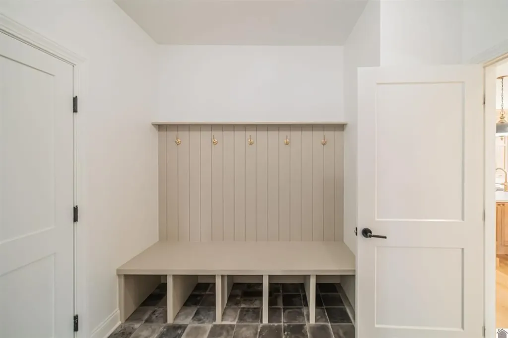 121 Canter Court Paducah KY 42001