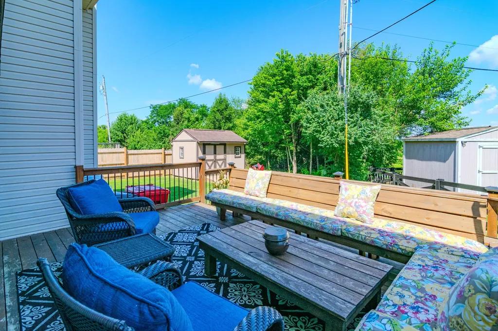 107 Hibiscus Lane Winchester KY 40391