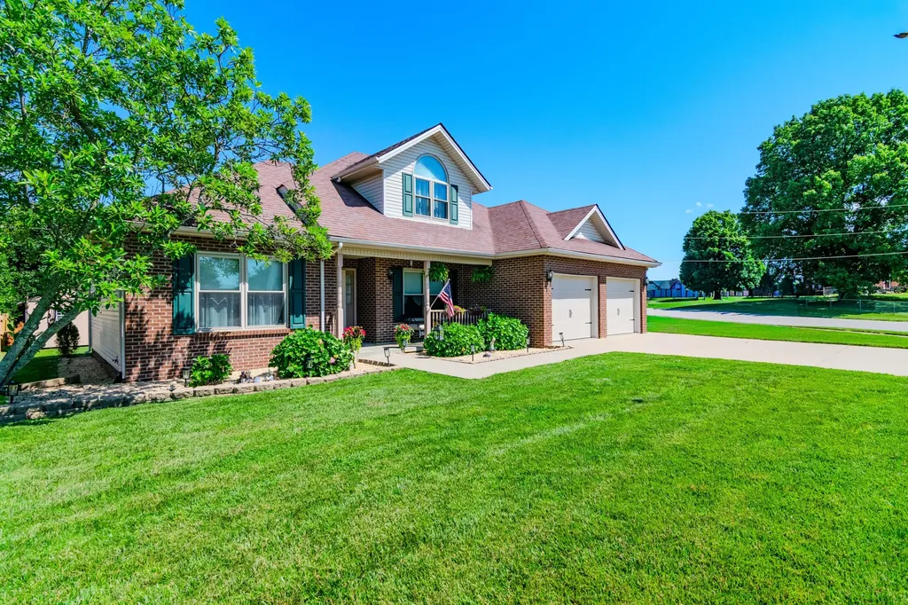 107 Hibiscus Lane Winchester KY 40391
