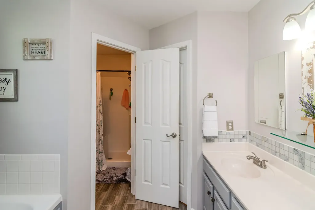 107 Hibiscus Lane Winchester KY 40391