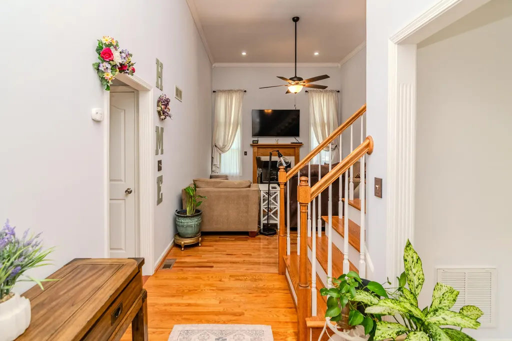 107 Hibiscus Lane Winchester KY 40391