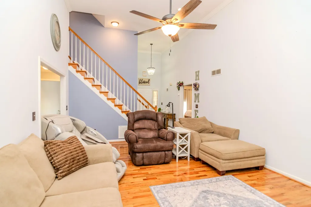 107 Hibiscus Lane Winchester KY 40391