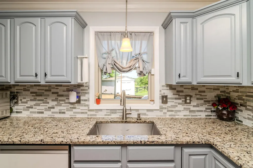 107 Hibiscus Lane Winchester KY 40391