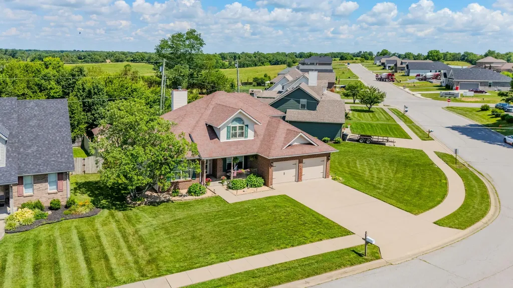 107 Hibiscus Lane Winchester KY 40391