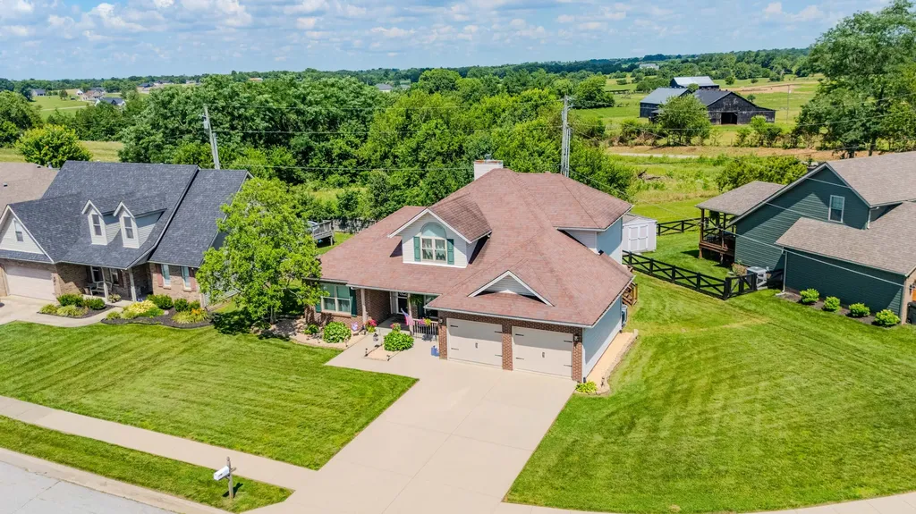107 Hibiscus Lane Winchester KY 40391