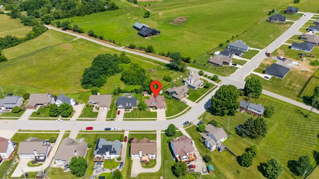 107 Hibiscus Lane Winchester KY 40391