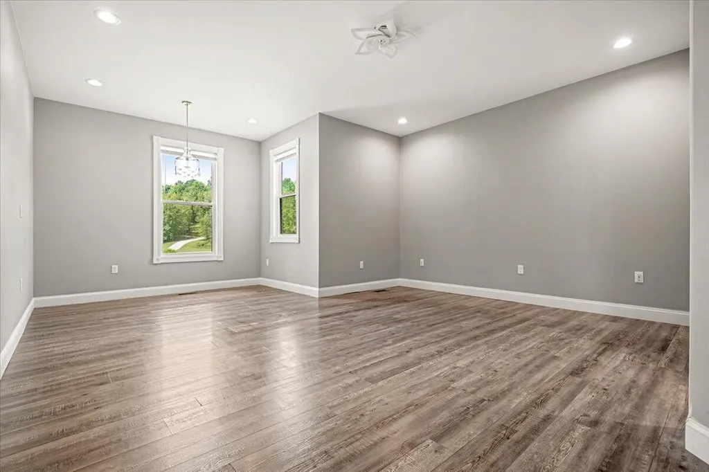 43 Cedar Ridge Drive London KY 40744
