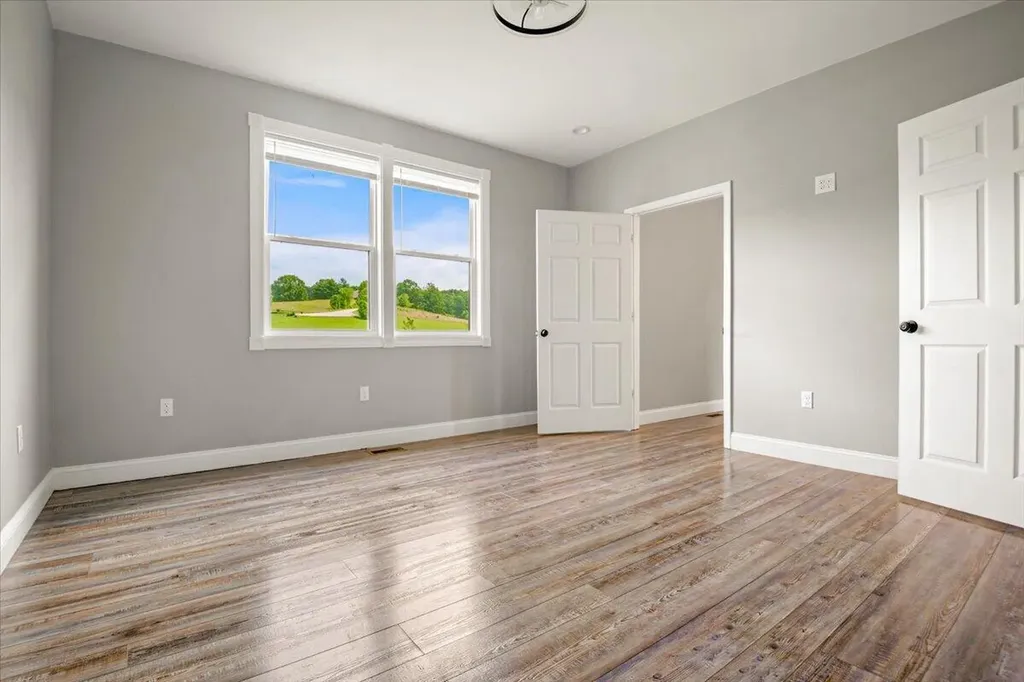 43 Cedar Ridge Drive London KY 40744