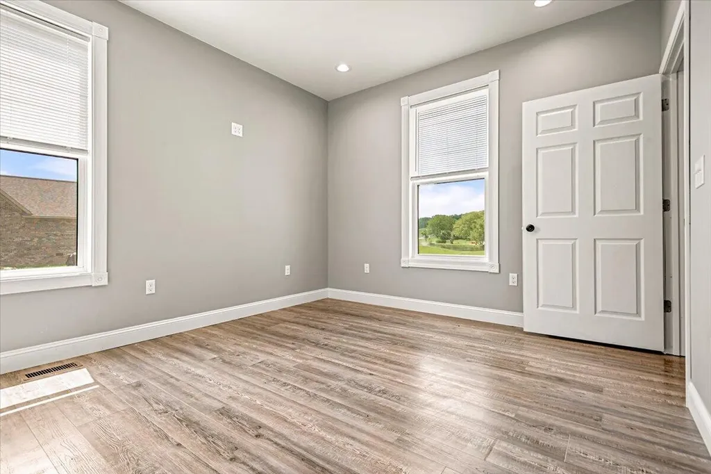 43 Cedar Ridge Drive London KY 40744