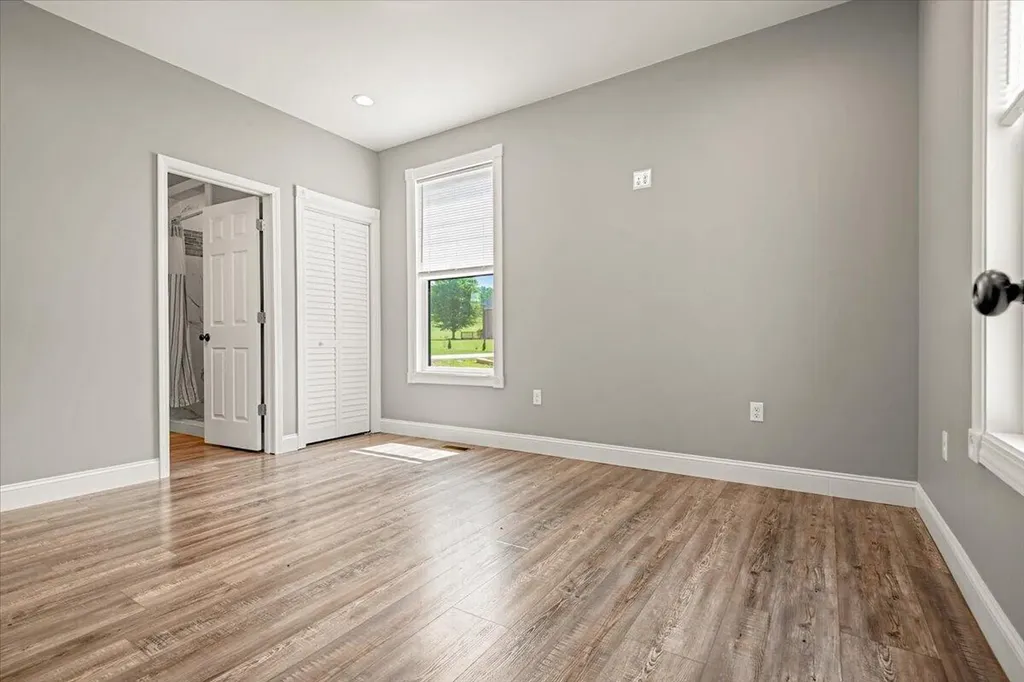 43 Cedar Ridge Drive London KY 40744