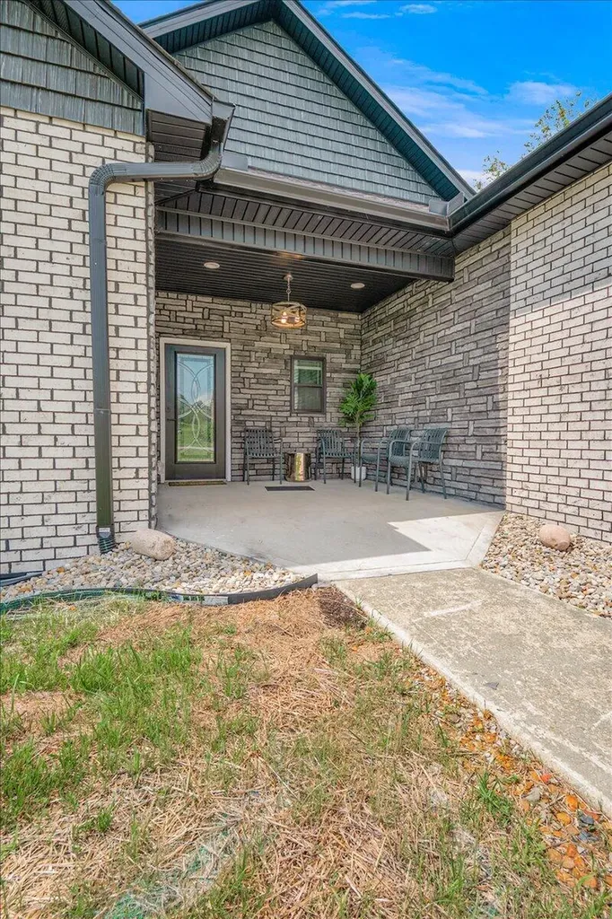 43 Cedar Ridge Drive London KY 40744