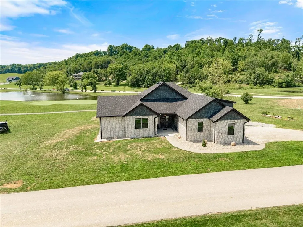 43 Cedar Ridge Drive London KY 40744