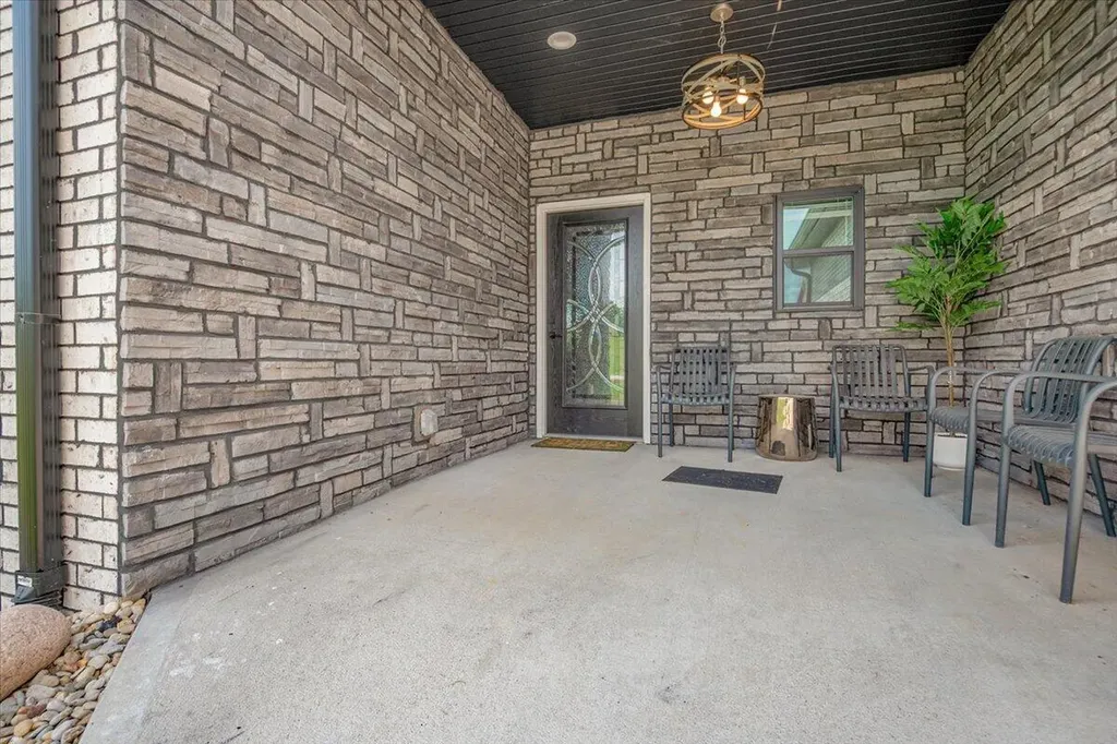 43 Cedar Ridge Drive London KY 40744