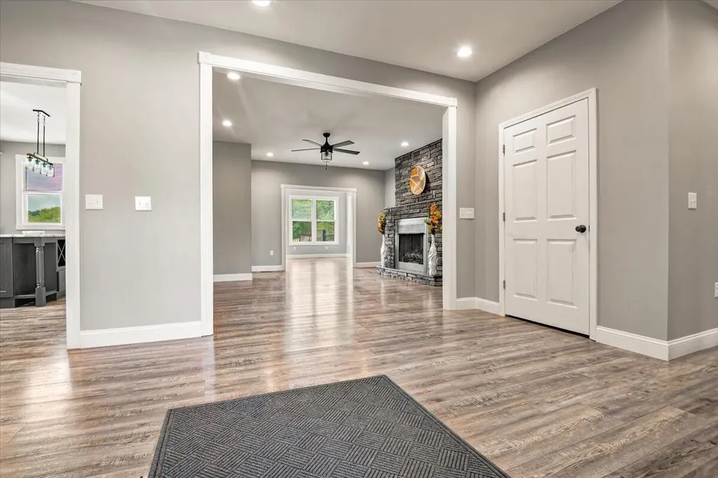 43 Cedar Ridge Drive London KY 40744