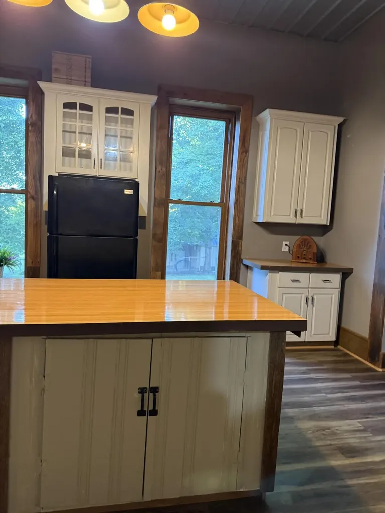 115 Pierce Street Marion KY 42064