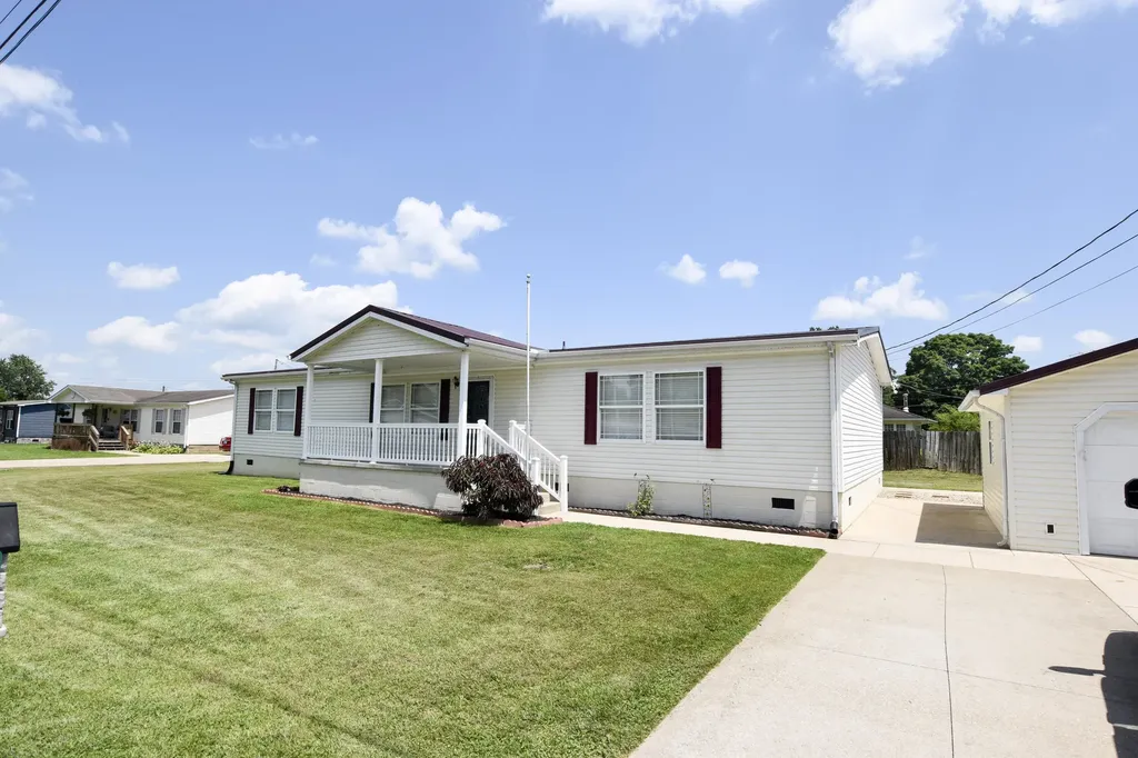 40 Marigold Lane Grayson KY 41143