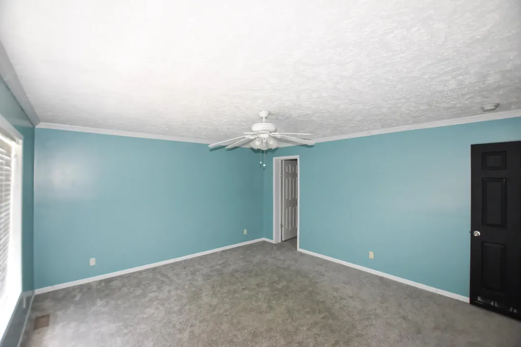 40 Marigold Lane Grayson KY 41143