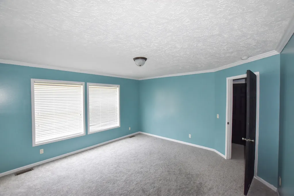 40 Marigold Lane Grayson KY 41143