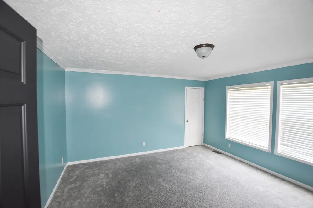 40 Marigold Lane Grayson KY 41143