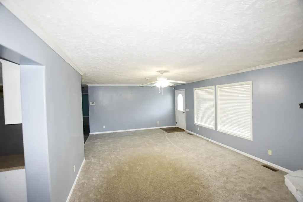 40 Marigold Lane Grayson KY 41143