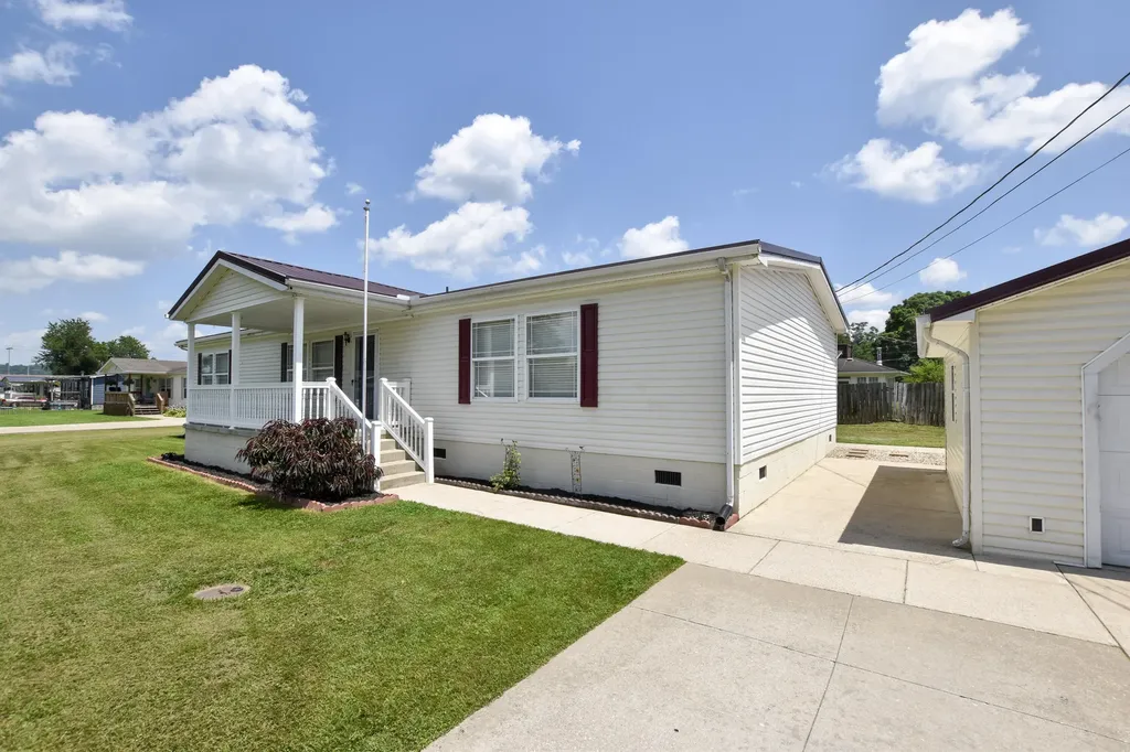 40 Marigold Lane Grayson KY 41143