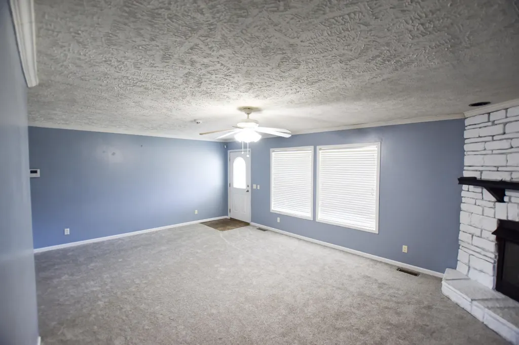 40 Marigold Lane Grayson KY 41143