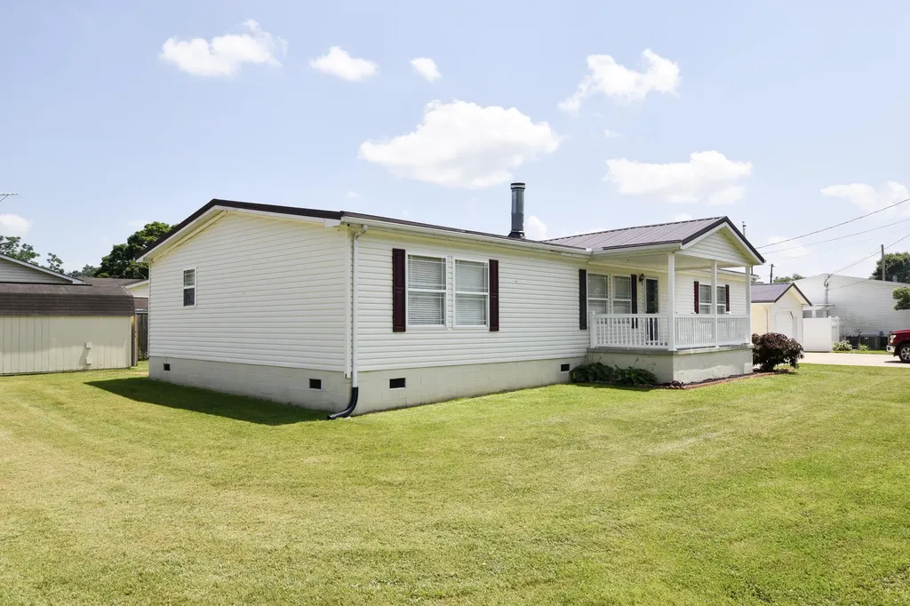 40 Marigold Lane Grayson KY 41143