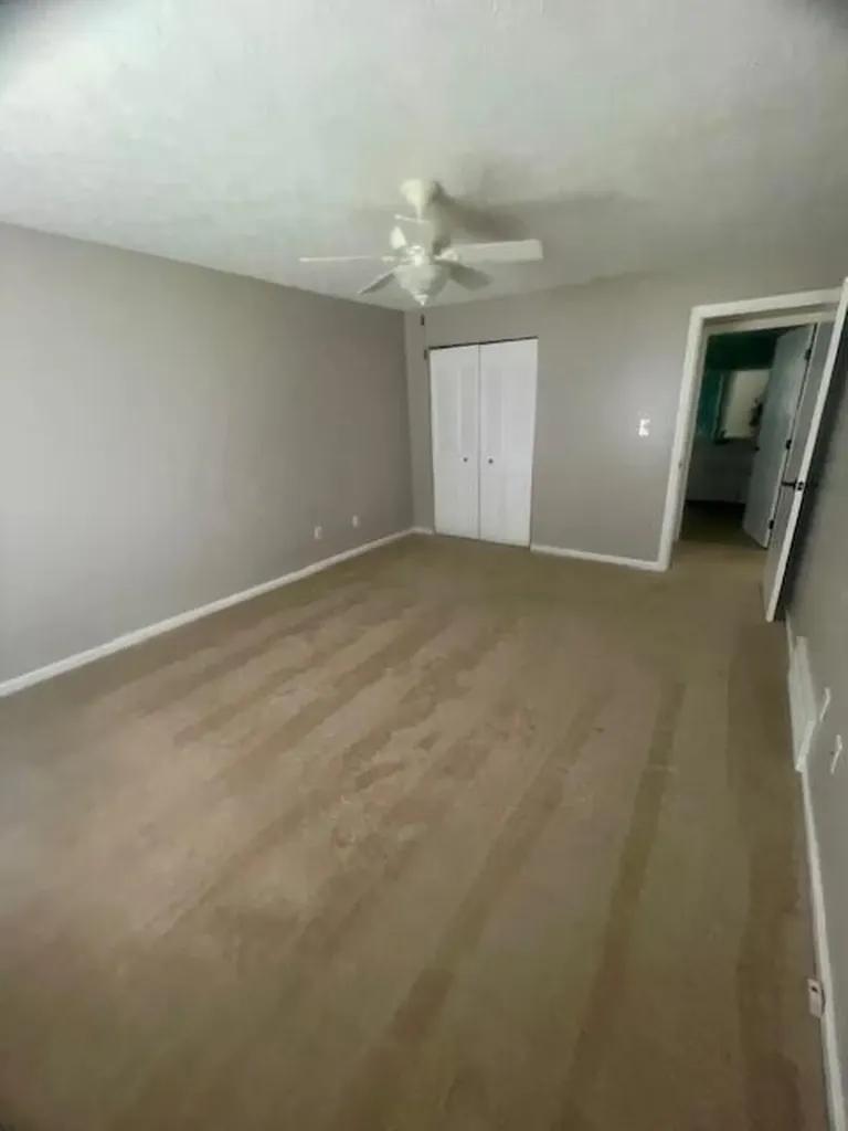 702 Beaver Park Versailles KY 40383