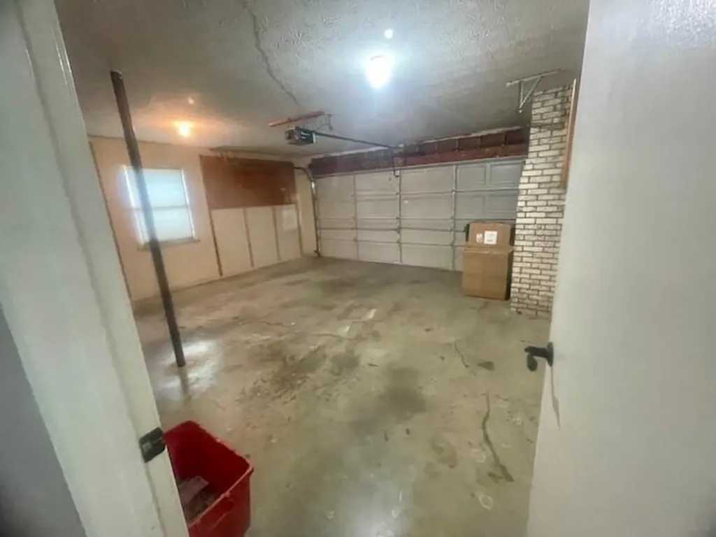 702 Beaver Park Versailles KY 40383