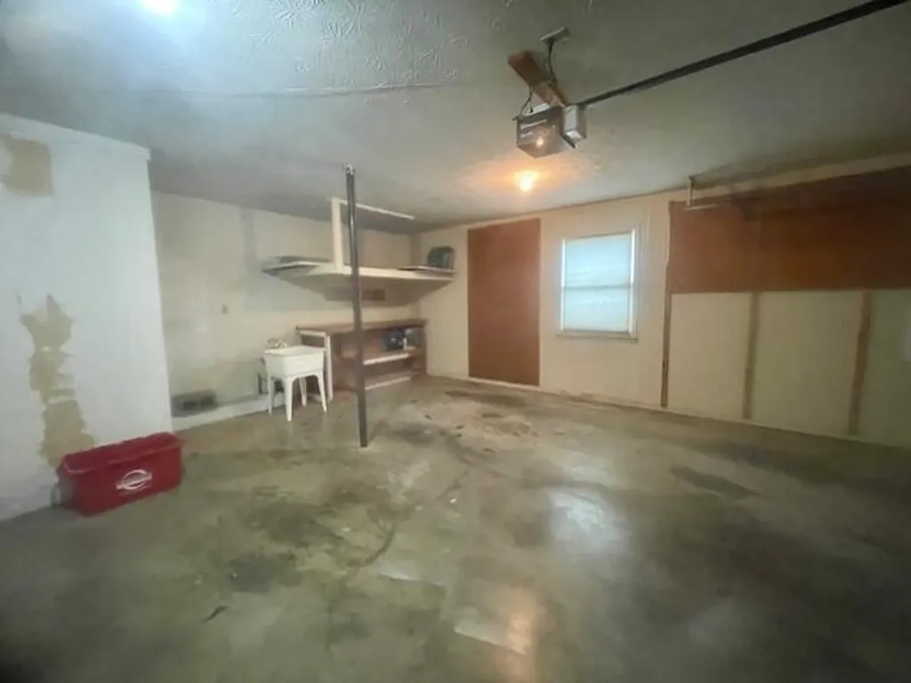 702 Beaver Park Versailles KY 40383