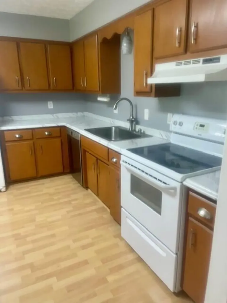 702 Beaver Park Versailles KY 40383